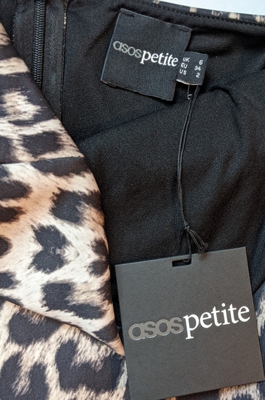 NWT ASOS petite Leopard bodycon scuba dress - Picture 4 of 5